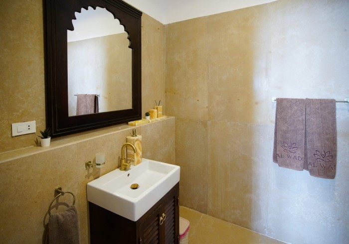 bathroom_mirror__sink_room_1_-_al_wadi_gallery~~67e2075a71fcd