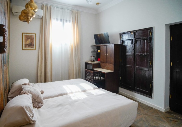 full_room_overview_room_1_-_al_wadi_gallery~~67e20759b343d