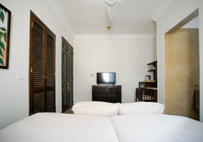 bed_point_of_view__tv_room_3_-_al_wadi_gallery~~67e2090ed3401