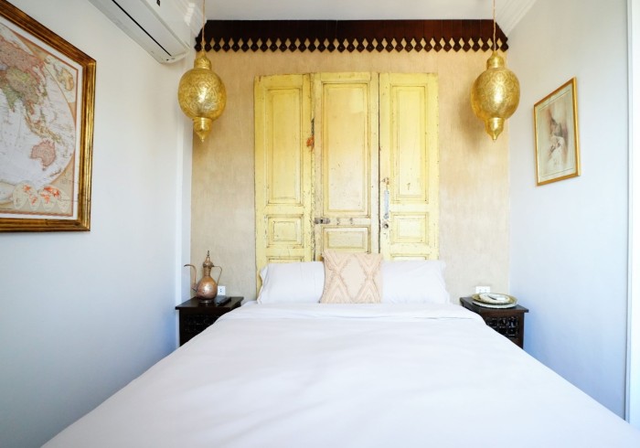 front_of_the_bed_room_5_-_al_wadi_featured~~67e20a3c9da7e